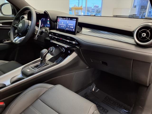 used 2024 Alfa Romeo Tonale car, priced at $32,781