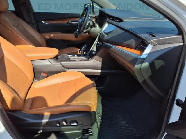 used 2022 Cadillac XT5 car, priced at $30,500