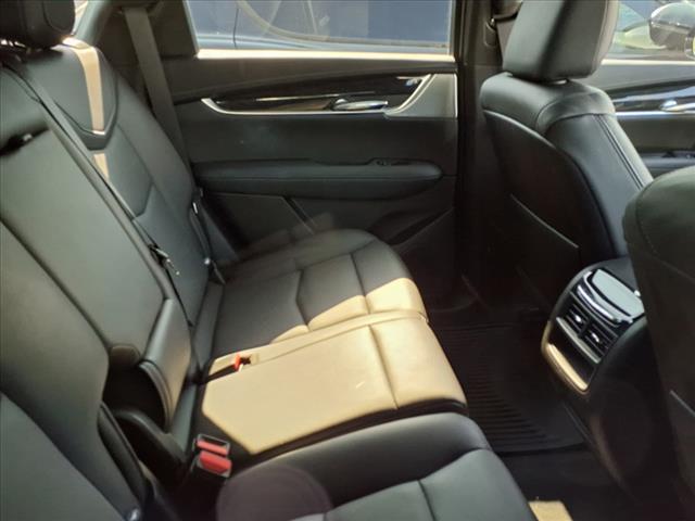 used 2022 Cadillac XT5 car, priced at $30,057