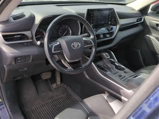 used 2020 Toyota Highlander car, priced at $27,199