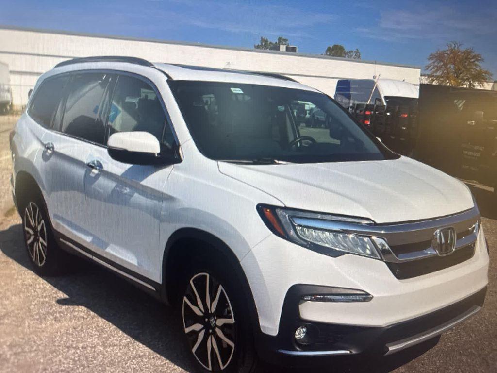 used 2021 Honda Pilot car, priced at $31,495