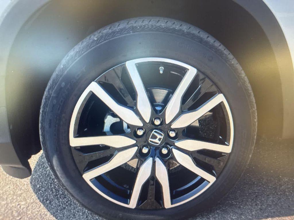 used 2021 Honda Pilot car, priced at $31,495