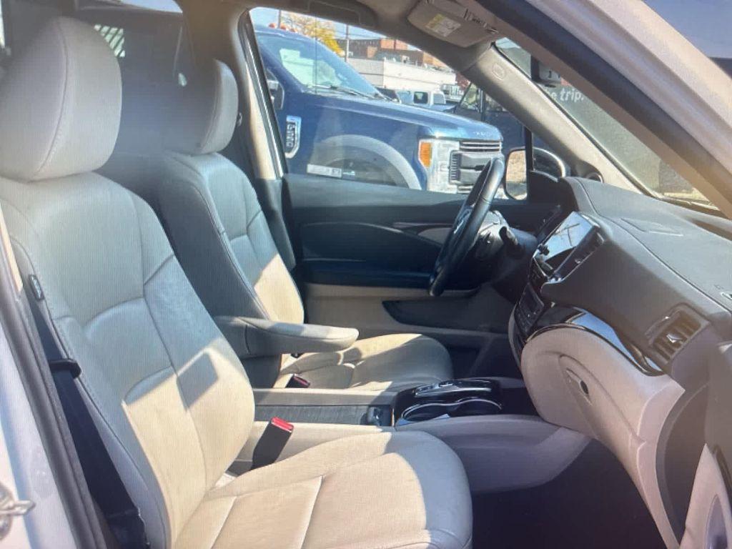 used 2021 Honda Pilot car, priced at $31,495