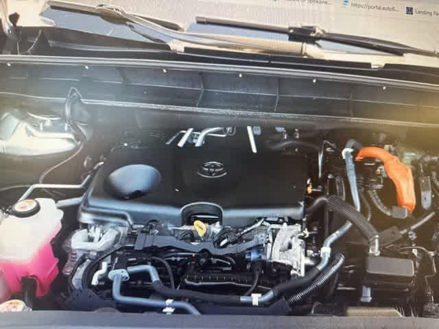 used 2021 Toyota Highlander Hybrid car, priced at $38,995