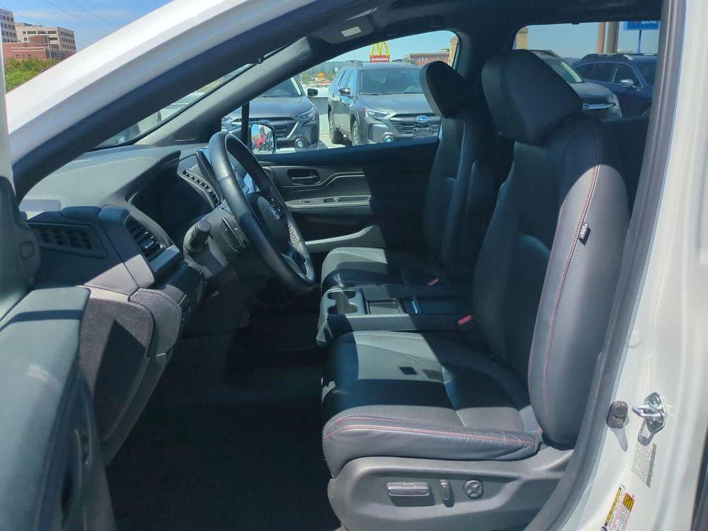 used 2023 Honda Odyssey car, priced at $36,999