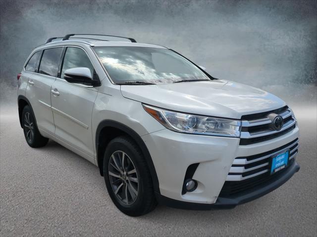 used 2018 Toyota Highlander car, priced at $24,249