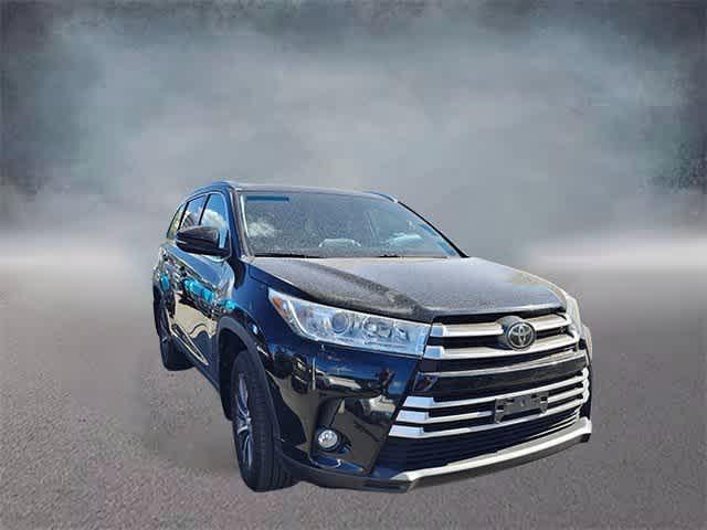 used 2019 Toyota Highlander car, priced at $24,470