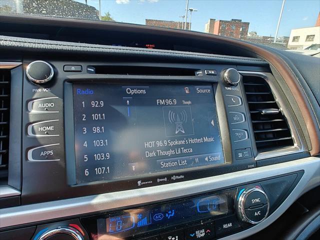 used 2019 Toyota Highlander car, priced at $24,470