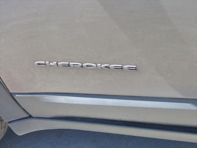 used 2016 Jeep Cherokee car, priced at $11,991