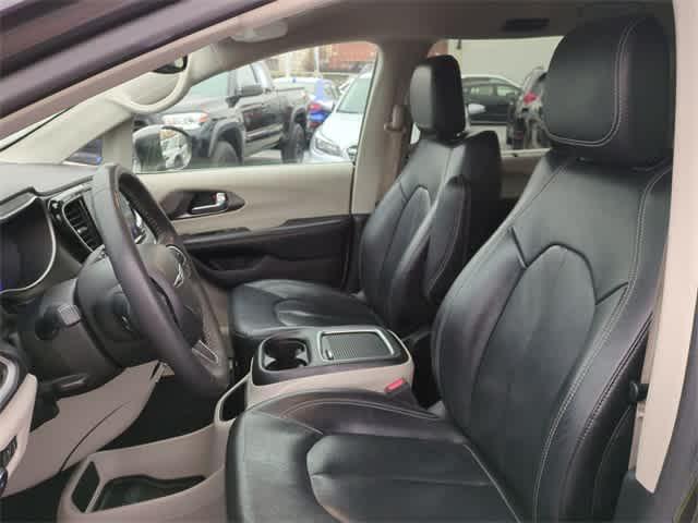 used 2022 Chrysler Pacifica car, priced at $19,998