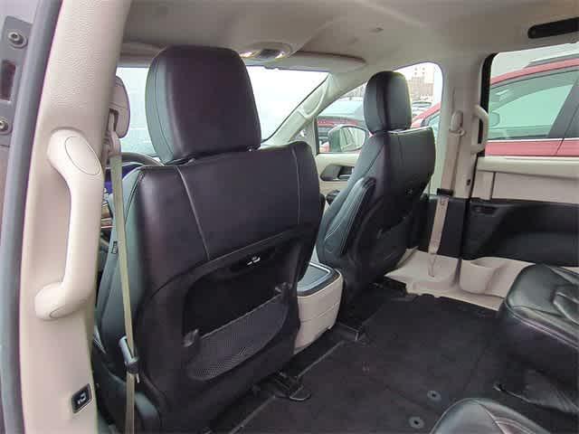 used 2022 Chrysler Pacifica car, priced at $19,998