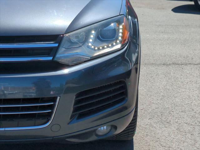 used 2014 Volkswagen Touareg car, priced at $10,899