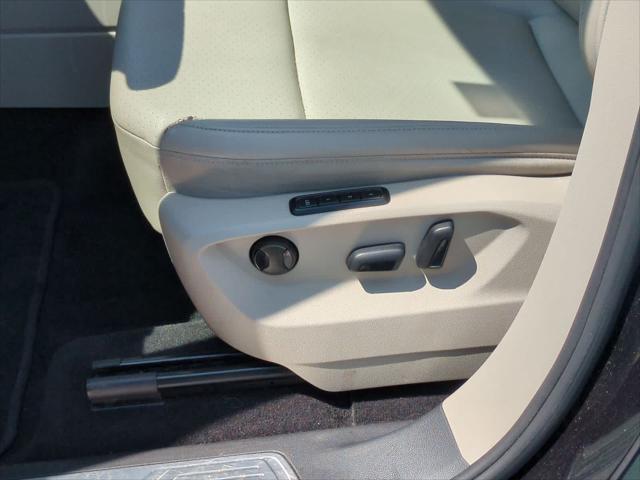 used 2018 Volkswagen Atlas car, priced at $17,916