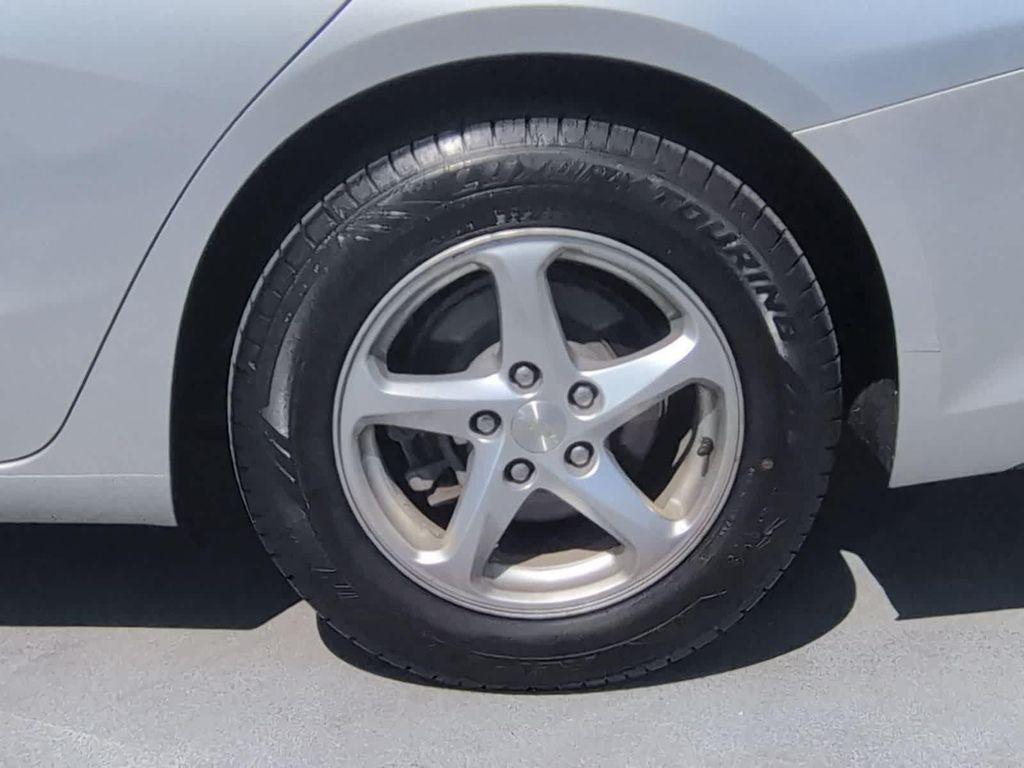 used 2017 Chevrolet Malibu car, priced at $5,995