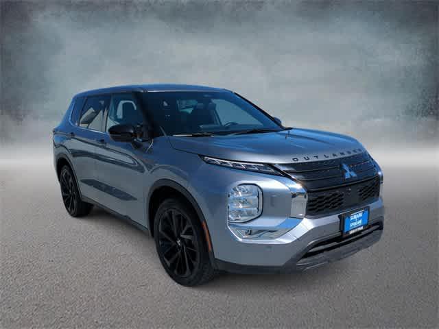 used 2023 Mitsubishi Outlander car, priced at $23,048