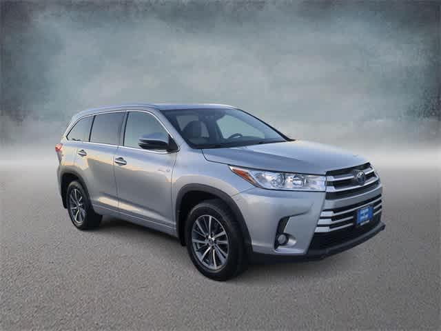 used 2017 Toyota Highlander Hybrid car, priced at $26,890