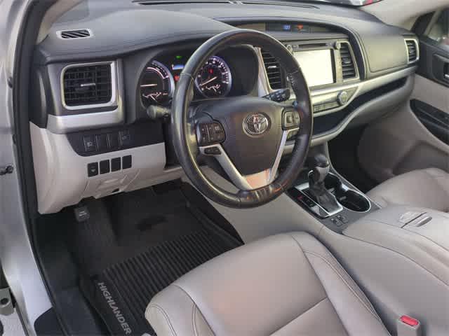 used 2017 Toyota Highlander Hybrid car, priced at $26,890