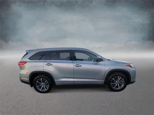 used 2017 Toyota Highlander Hybrid car, priced at $26,890