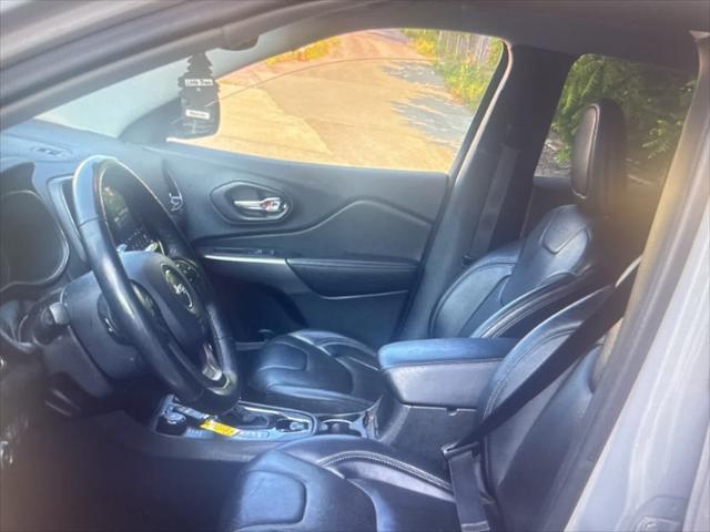 used 2019 Jeep Cherokee car, priced at $19,344