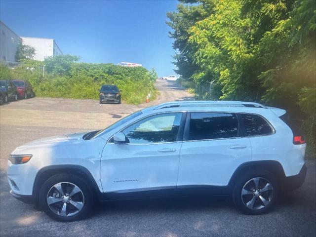 used 2019 Jeep Cherokee car, priced at $19,344