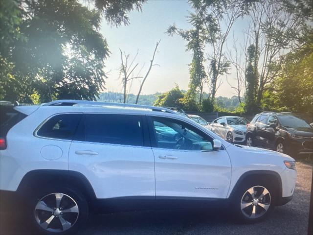 used 2019 Jeep Cherokee car, priced at $19,344