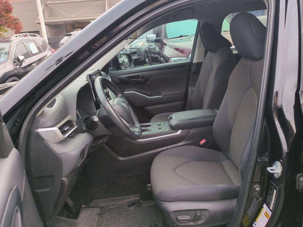 used 2024 Toyota Highlander Hybrid car, priced at $39,779