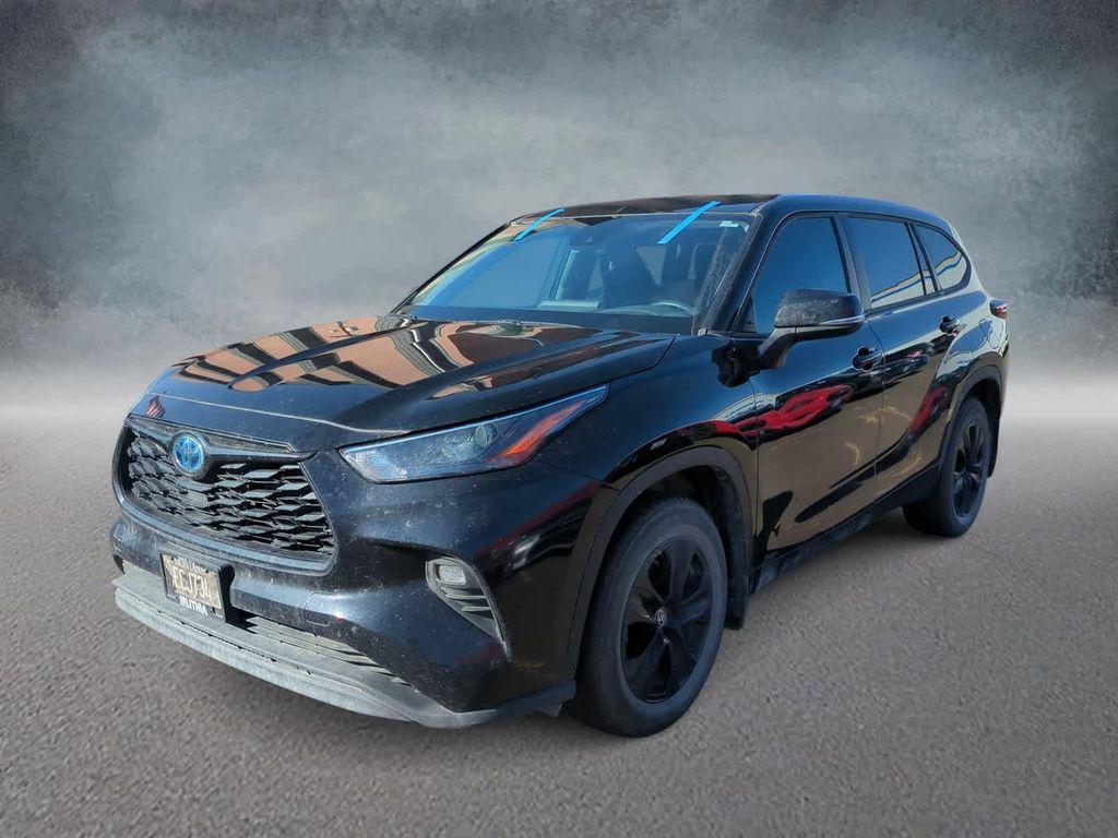 used 2024 Toyota Highlander Hybrid car, priced at $40,448