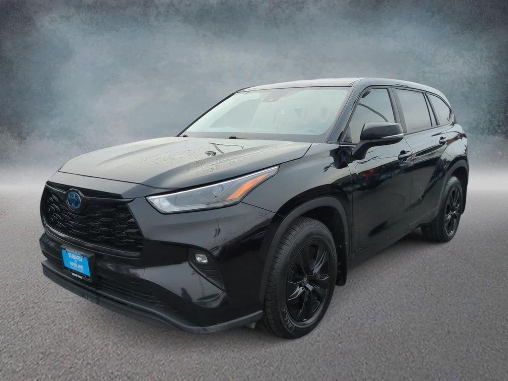 used 2024 Toyota Highlander Hybrid car, priced at $39,779