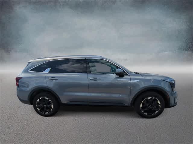 used 2024 Kia Sorento car, priced at $30,099