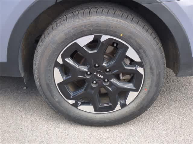 used 2024 Kia Sorento car, priced at $30,099