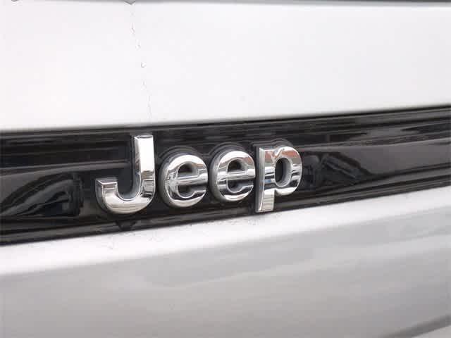 used 2023 Jeep Grand Cherokee car, priced at $27,994