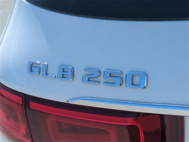 used 2022 Mercedes-Benz GLB 250 car, priced at $26,599