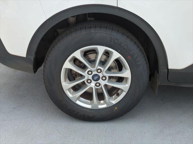 used 2022 Ford Escape car, priced at $20,424