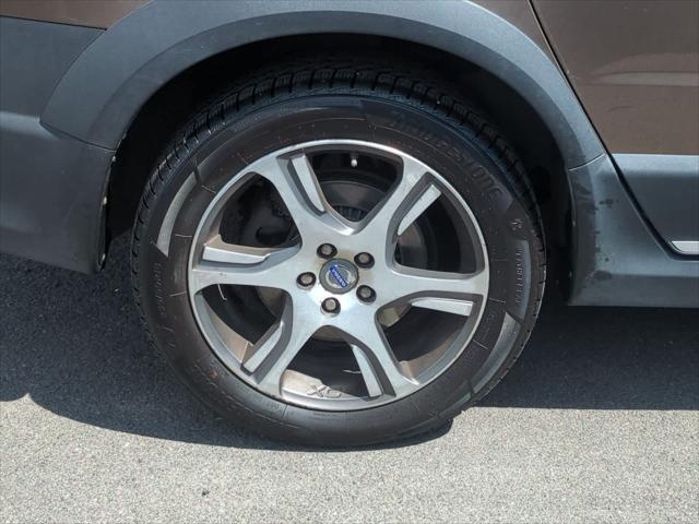 used 2013 Volvo XC70 car, priced at $7,249