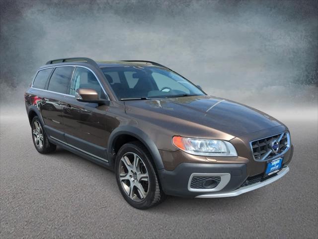 used 2013 Volvo XC70 car, priced at $7,249