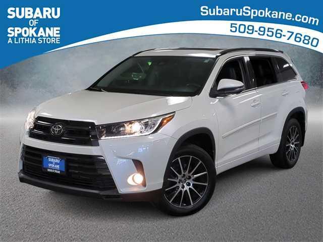 used 2018 Toyota Highlander car, priced at $25,099