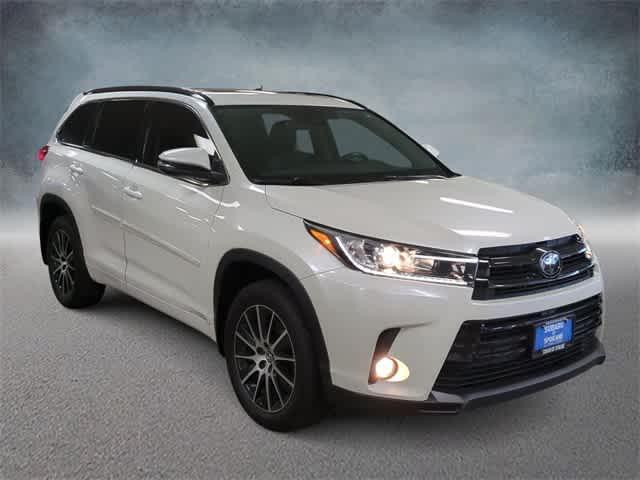 used 2018 Toyota Highlander car, priced at $25,099