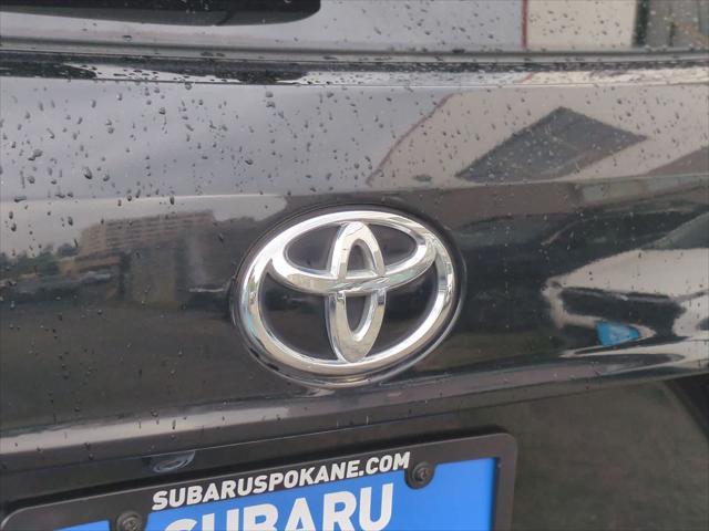 used 2021 Toyota Highlander car, priced at $34,399