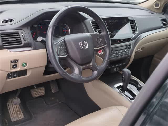 used 2020 Honda Pilot car, priced at $26,758