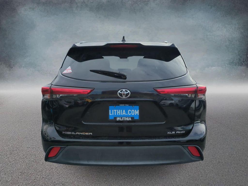 used 2021 Toyota Highlander car, priced at $28,939