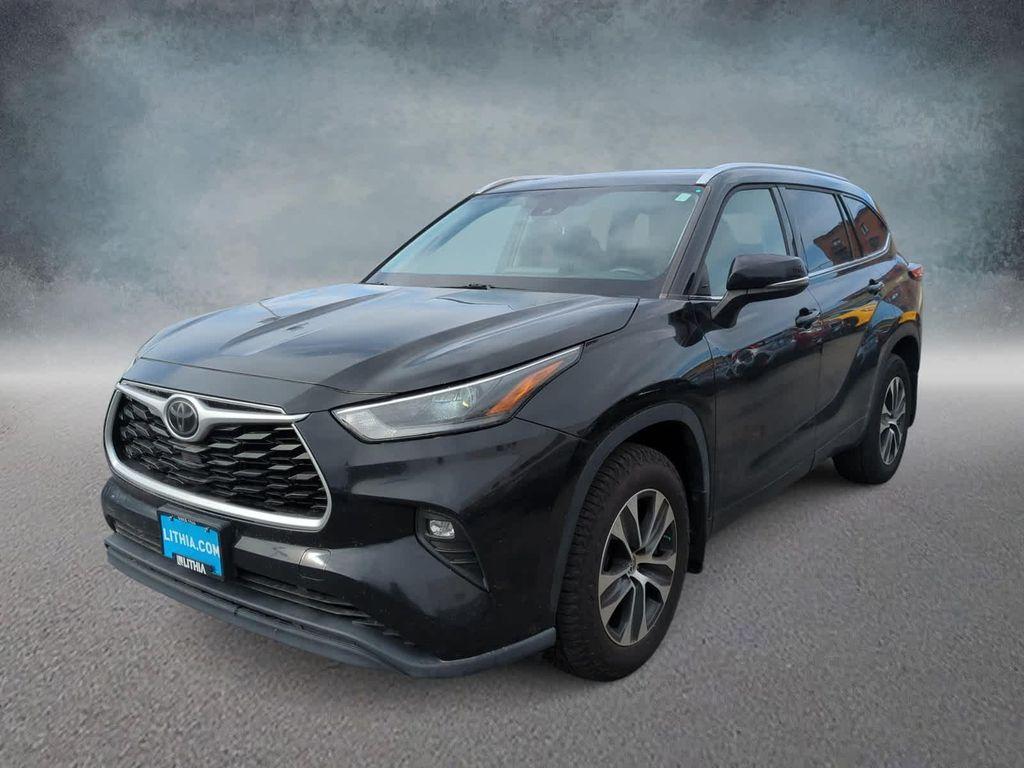 used 2021 Toyota Highlander car, priced at $28,939