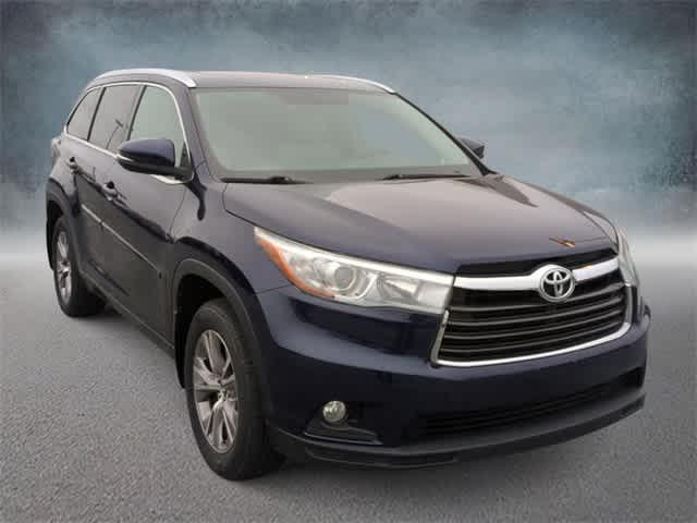 used 2015 Toyota Highlander car, priced at $19,987