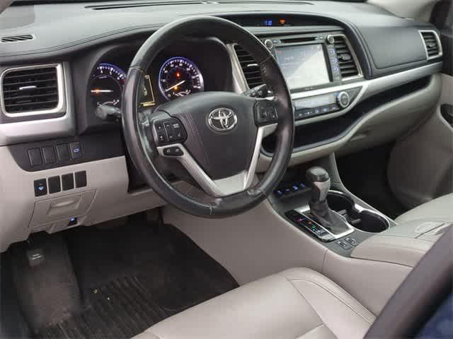 used 2015 Toyota Highlander car, priced at $19,987