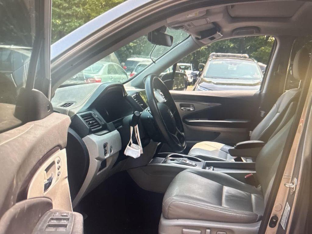 used 2022 Honda Pilot car, priced at $34,841