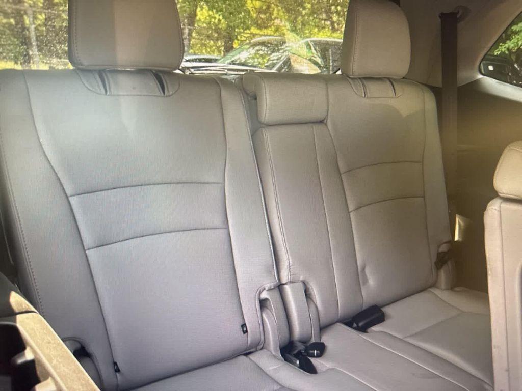 used 2022 Honda Pilot car, priced at $34,841