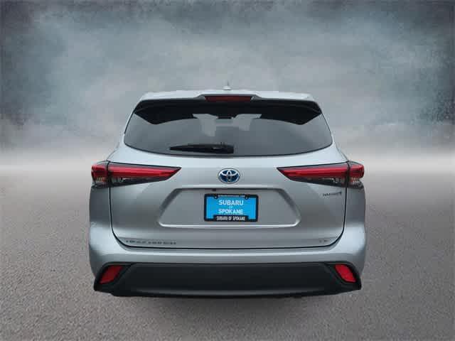 used 2021 Toyota Highlander Hybrid car, priced at $31,240