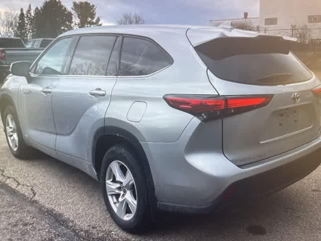 used 2021 Toyota Highlander Hybrid car, priced at $31,495