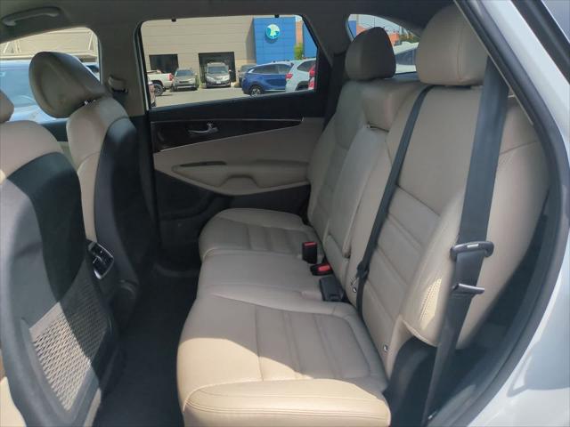 used 2016 Kia Sorento car, priced at $9,142
