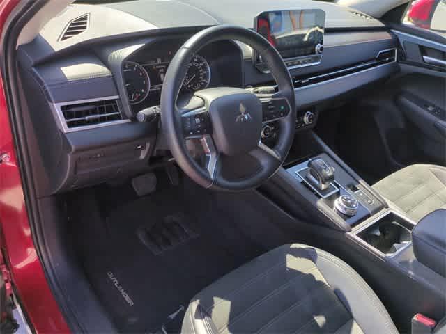 used 2024 Mitsubishi Outlander car, priced at $26,141