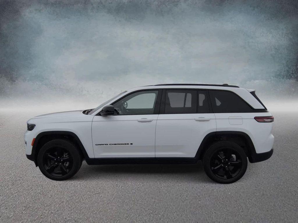 used 2023 Jeep Grand Cherokee car, priced at $28,350